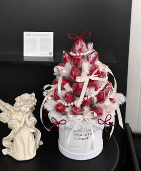 草莓圣诞树抱抱桶