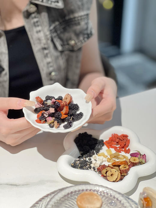 🌸买一送一 ！🔥🔥！【品牌直发】强韵柠檬刺梨茶一袋加赠黑枸杞桑葚茶一袋 ：😍请大数据把这个“茶推给想变 白月光的姐妹！🍂独立包装 商品图4