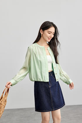 【内购】舒适通勤含天丝上衣圆领手缝金色扣花苞收束衣摆外套-151W57977