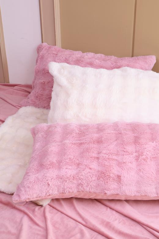 玛万生活轻奢兔绒双面绒枕套2只】500g高克重，✨暖意满满~🌼 高克重兔绒牛奶绒面料，🔥更厚实立体且饱满😏  商品图3