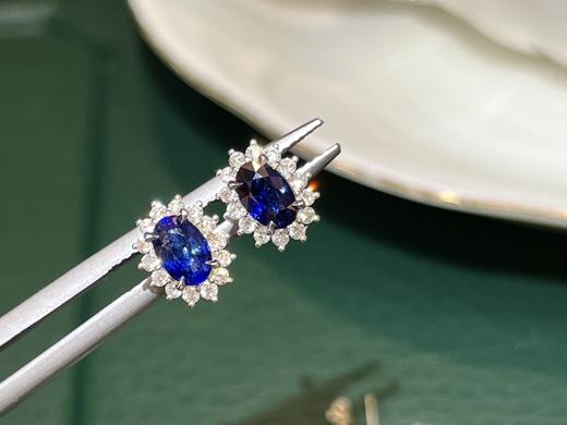 0.93ct蓝宝石耳钉 商品图3