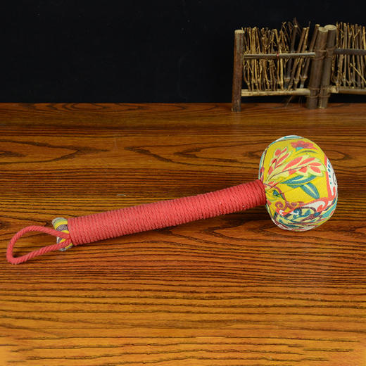 【礼盒免费送！艾草按摩养生锤】大中小都有，手工艾草锤，穴位拍打锤，把养生指尖聚集，轻重按摩自如。家用办公两相宜，青春中老年皆可驭！ 商品图4