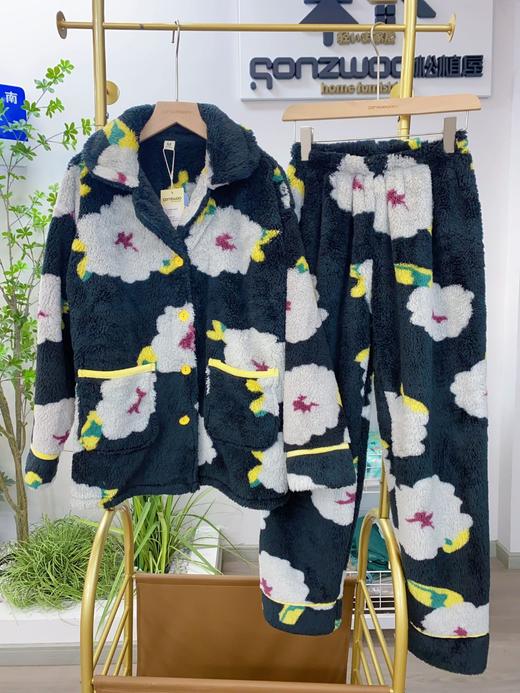 松植屋冬季女款《相融》珊瑚绒加厚长袖睡衣家居服套装 商品图5