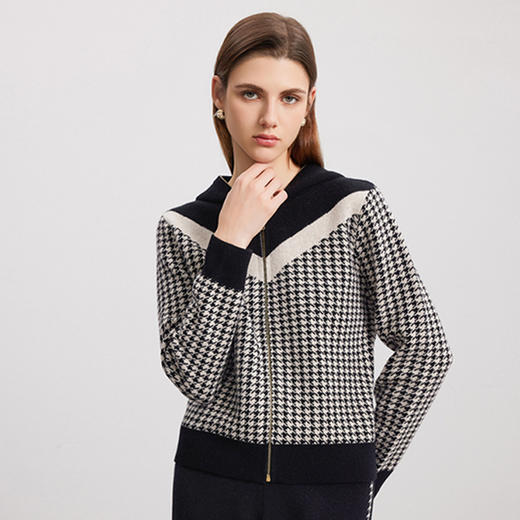 【千鸟格羊绒开衫】羊绒世家秋冬新品女士100%山羊绒条纹撞色连帽针织开衫 商品图1