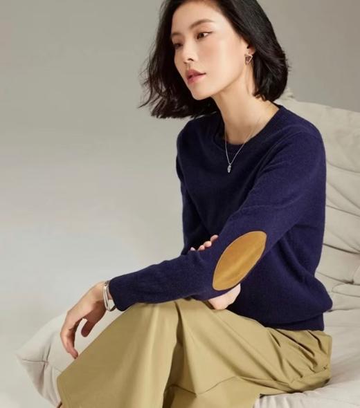 2024新款M家羊绒材质软糯舒适细腻轻柔温暖圆领手臂字母刺绣羊绒衫！ 商品图1