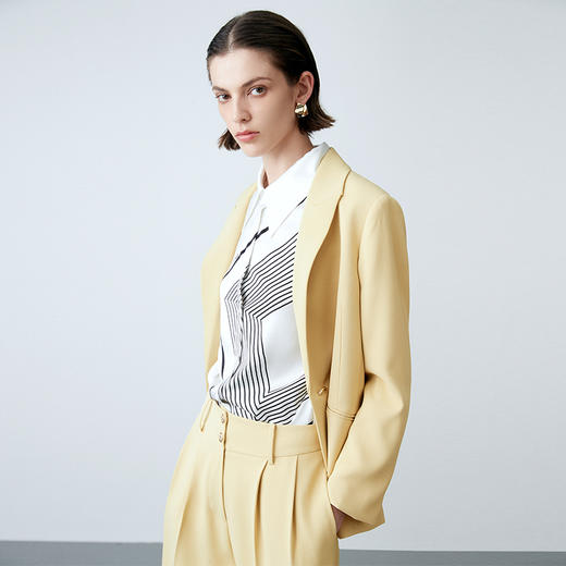 EITIE爱特爱春季新款简约通勤西装外套女7703407 商品图1