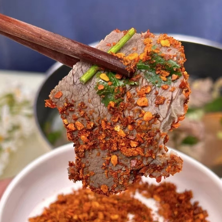 【肉食精选】四川乐山跷脚牛肉汤 火了150年的美食 大片牛肉 无碎肉 牛大骨 牛板筋熬汤 加入当归熬汤 肉香汤美 鲜香无腥