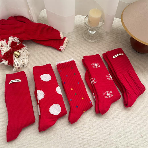 【新年到！本命年穿红袜】蛇年本命年红袜子女秋冬中筒新年袜羊绒女袜圣诞袜厚款堆堆袜可爱。ry 商品图1
