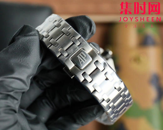 AP爱彼 HBF皇家橡树离岸型系列26238 钢带男士腕表 在原有的基础上 潜心研发 突破壁垒 商品图6