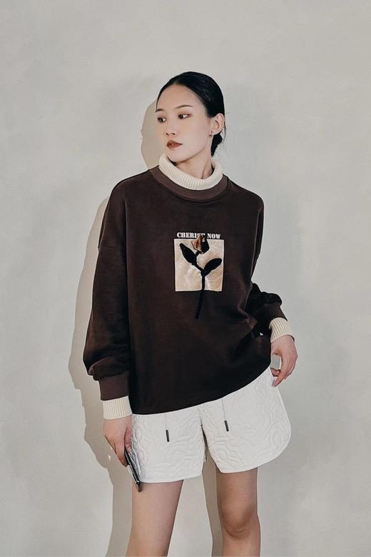 WHO KNOWS 假两件立体花朵装饰加绒卫衣 19553 商品图0