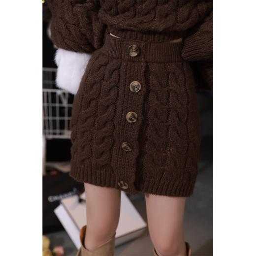 清仓捡漏  【凯尔特】套头毛衫+纽扣针织半身裙套装 LH230244   LH230243 商品图4