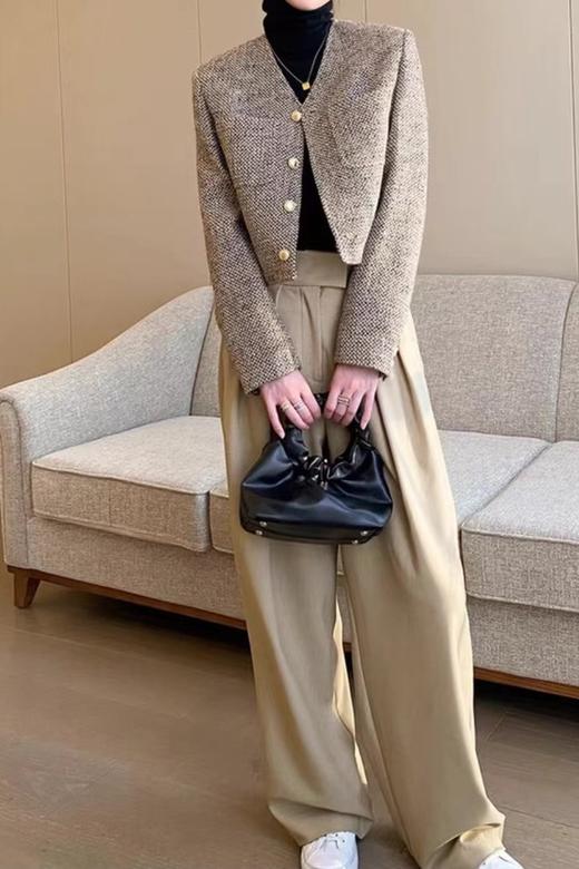 Le Malene V领卡其色编织肌理感短款外套 19548 商品图3