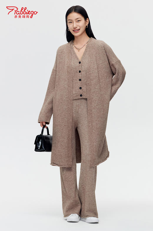赤兔嗨购24年秋冬新款慵懒风针织开衫女休闲宽松马甲针织裤三件套套装 商品图4