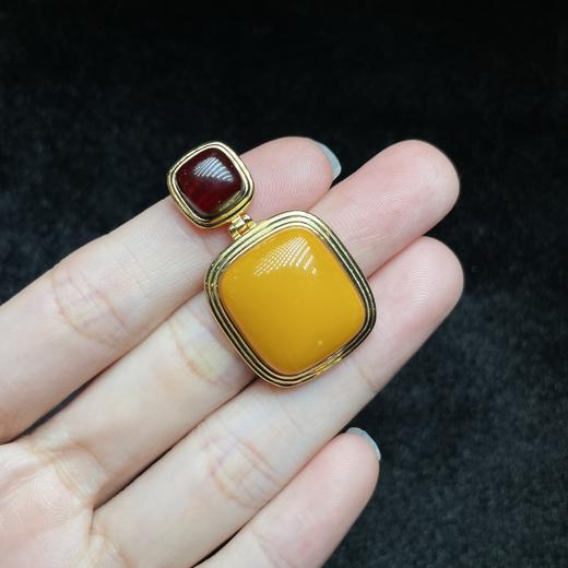 S925蜜蜡方面吊坠约22*20mm 商品图0