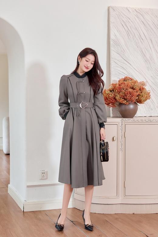 Le Malene 厚款橄榄绿色盘扣腰带连衣裙 19501 商品图1