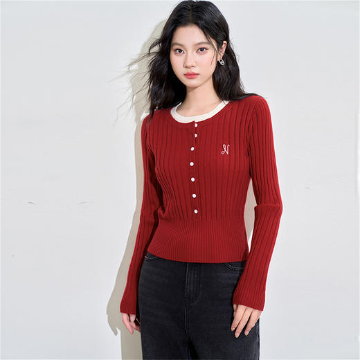 西遇长袖短款毛针织衫女新款修身弹力显瘦假两件毛衣D3642438 商品图5