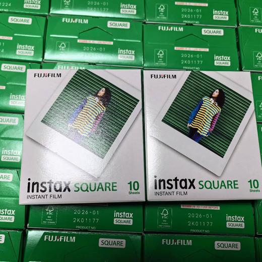 方形白边4寸相纸1盒20张，多盒便宜富士拍立得方形相纸日期新鲜现货速发 商品图1