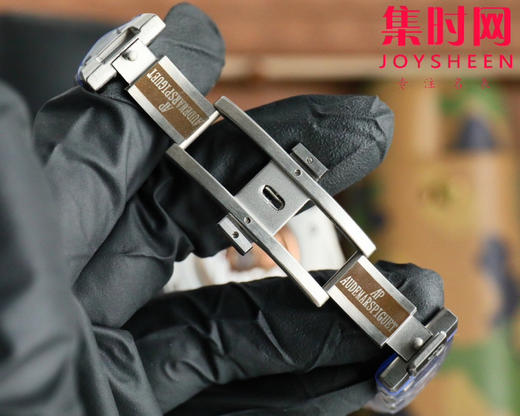 AP爱彼 HBF皇家橡树离岸型系列26238 钢带男士腕表 在原有的基础上 潜心研发 突破壁垒 商品图7