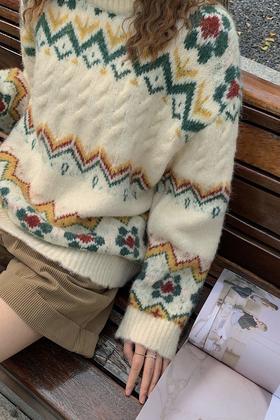 LNNNS 米色几何图案针织上衣 15244