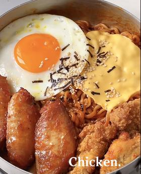 奶呼呼火鸡面🍜|酥脆炸鸡+嘟嘟翅