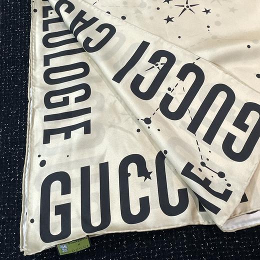 GUCCI古驰字母印花时尚休闲丝巾 商品图13