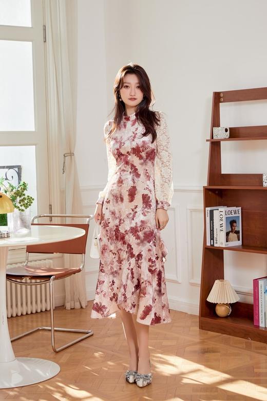 Le Malene 粉色丝绒印花拼接蕾丝连衣裙 19524 商品图1