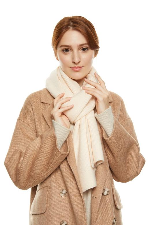AVA 奶油色百搭保暖围巾 8425 商品图0