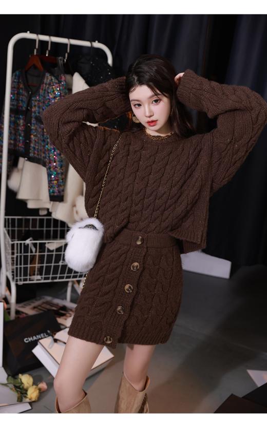 清仓捡漏  【凯尔特】套头毛衫+纽扣针织半身裙套装 LH230244   LH230243 商品图3