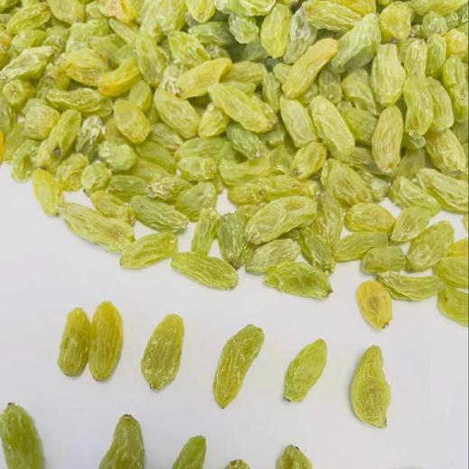 无核白葡萄干  颗粒较小  酸甜口感  自然晾晒成干年货 商品图0