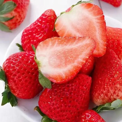 【顺丰直达！山东隋珠香野草莓】来自大自然的美味，颗颗人工甄选，个大饱满，无农药残留，营养健康又放心，当季新鲜老人/小孩/孕妇均可食用，新鲜水果非丹东奶油草莓L 商品图1