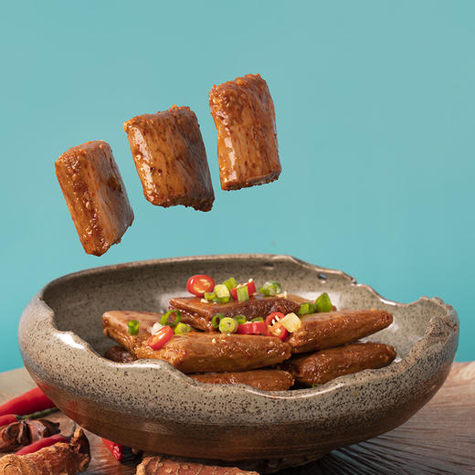 【新疆手撕豆干】Q弹软韧有嚼劲 豆香浓郁  撕拉一下 吃着够味 口口弹牙 商品图3