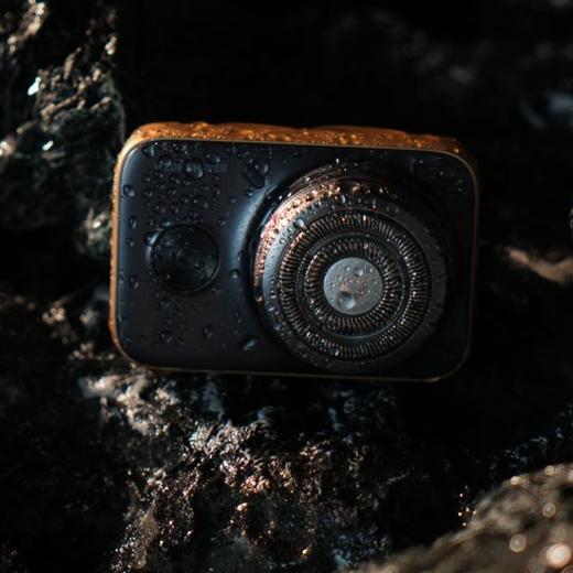 【创维旗下德国METZ美兹】单反剃须刀 全身防水 锋利刀片 无噪音迷你便携 商品图10