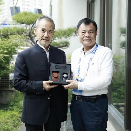 【创维旗下德国METZ美兹】单反剃须刀 全身防水 锋利刀片 无噪音迷你便携 商品图1