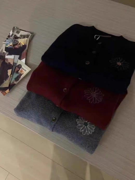 小雏菊开衫 商品图1