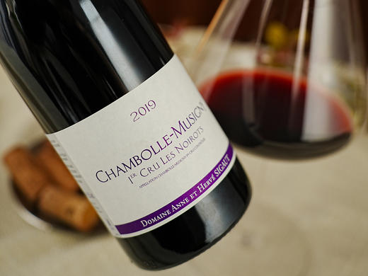 【AM92分小红心】2019年法国勃艮第安西歌酒庄香波慕西尼努瓦侯一级园黑皮诺干红，顺丰包邮 商品图4