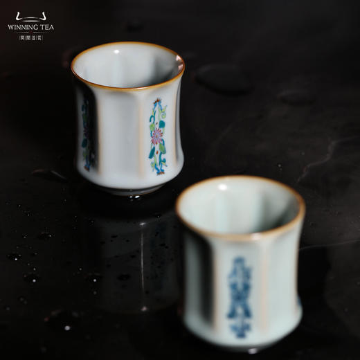 问鼎汝瓷鼎峰柴窑天青斗彩/天青青花棱线杯 （菊纹雅致） 商品图3