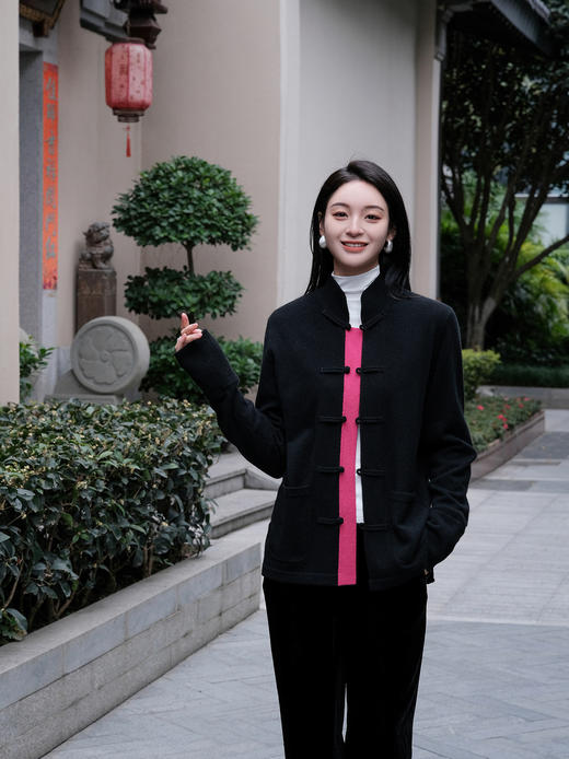 盛唐牡丹| 新中式女士针织羊绒衫（里玫红色） 商品图1