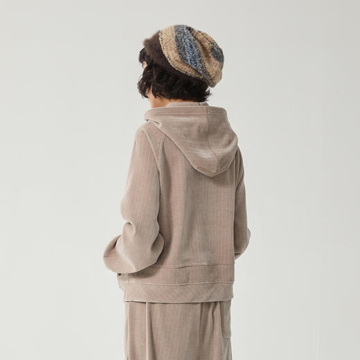 谜底连帽卫衣女2024冬新品休闲百搭宽松雪尼尔弹力上衣244MV1566 商品图2