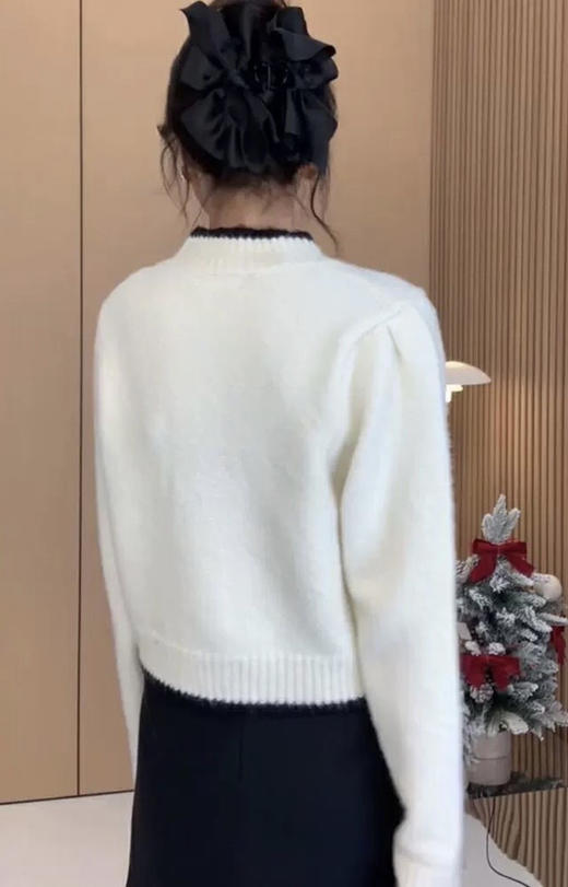 （1月18日-2月10日放假；2月11日左右恢复正常发货）Im Presionismo山茶花小香针织衫 商品图3