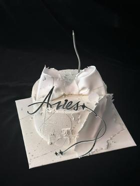 【生日蛋糕】ins风翻糖蝴蝶结-白羊座