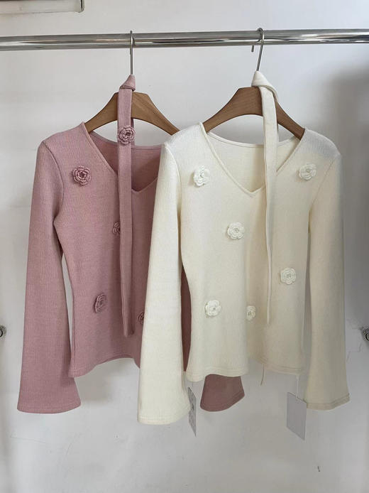 【门店同款】ENJOY冬季自由意志氛围感花朵飘带上衣 160102815 商品图3