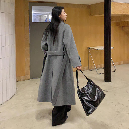 NEELLY纳俪商场同款冬季新款气质通勤羊毛呢大衣女立裁长款外套N24104N07775 商品图1