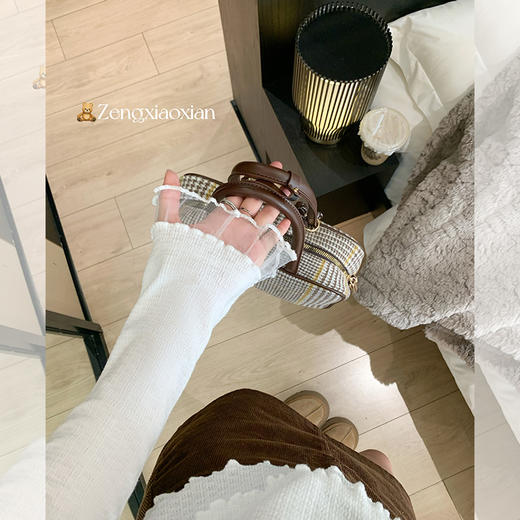 <曾小咸推荐>蕾丝边白色短款上衣 日常139.99/件 立减80 秒杀59.99/件！！ 商品图3