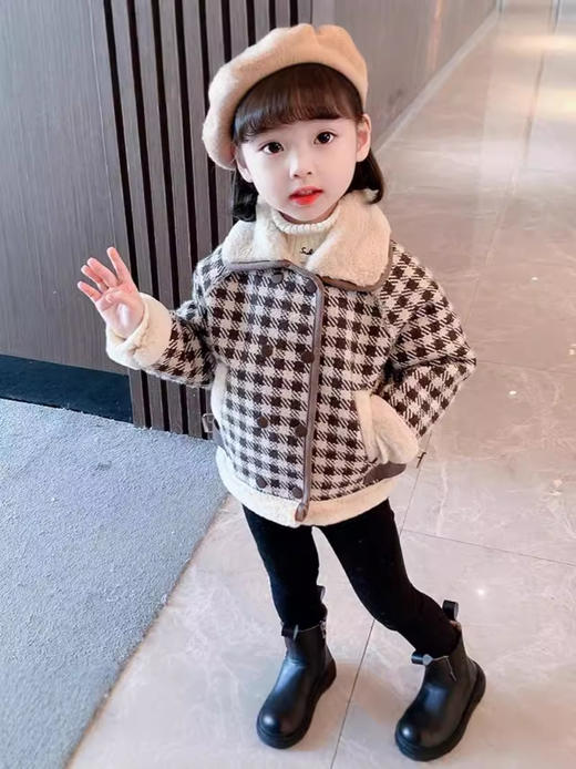 【时尚版型，设计感十足！】女童加厚外套秋冬装 新款洋气网红儿童 女宝宝加绒格子呢子大衣-QQ 商品图2