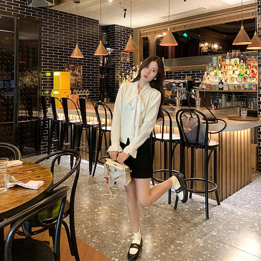 <曾小咸推荐>韩系设计感蝴蝶结系带毛衣 商品图4