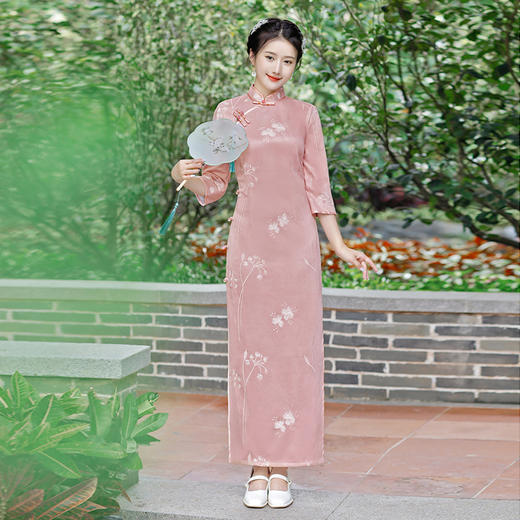 麂皮绒复合婚礼宴会礼服，中袖高端改良绣花旗袍MLS6274 商品图0