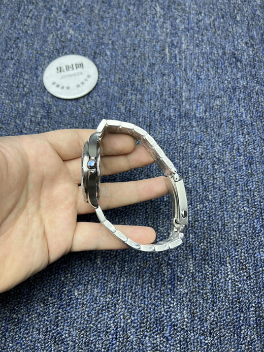 升级版 经典欧米茄OMEGA海马300米系列“熊猫海马”潜水男士腕表
机芯：搭载进口原装西铁城 商品图4