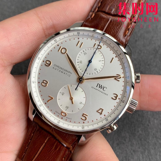 ZF新品 IWC万国表葡萄牙系列葡计IW371605腕表（新款葡计） 【精彩细节】1.精致背透，机芯可一览无余2.新版表扣设计更加舒适精妙 商品图2