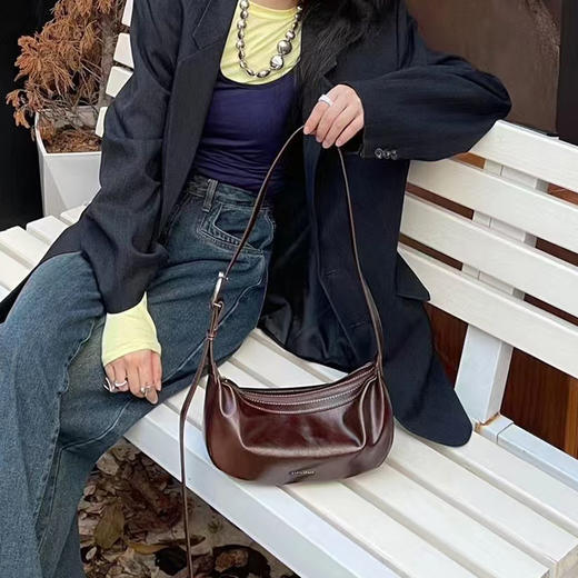 经典鲨2024年冬季新款纯色简约单肩斜挎腋下包KGB05-D575551 商品图1