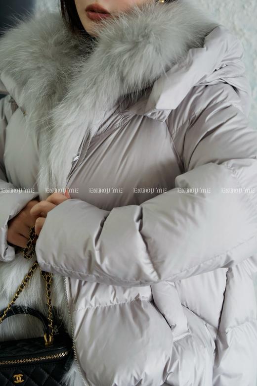 【门店同款】ENJOY冬季从“绒”冬日造梦缪斯毛领羽绒服 159951588 商品图4